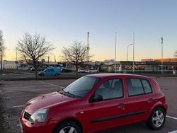 Begagnad 2008 Renault Clio R.S. Halvkombi | 21 000 kr (Marknadspris)
