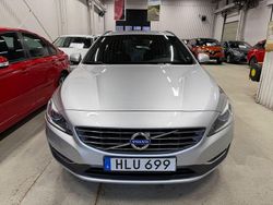 Silver Begagnad 2014 Volvo V60 Momentum Kombi | 139 000 kr (Marknadspris)