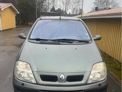 Grå Begagnad 2003 Renault Scénic Expression Minibuss | 19 500 kr (Dyr)