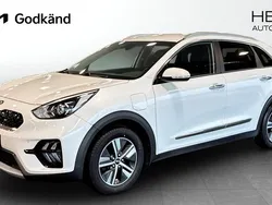 Vit (white) Begagnad 2020 Kia Niro Advance SUV | 204 900 kr (Marknadspris)