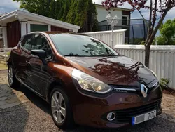 Brun Begagnad 2013 Renault Clio IV Dynamique Halvkombi | 58 000 kr (Superpris)