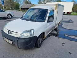 Vit Begagnad 2004 Peugeot Partner Minibuss | 17 000 kr (Lite dyr)
