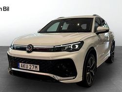 Vit Begagnad 2024 VW Tiguan R-line SUV | 499 900 kr (Dyr)
