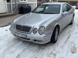 Grå Begagnad 2002 Mercedes CLK320 Elegance Sportkupé | 30 000 kr (Bra pris)