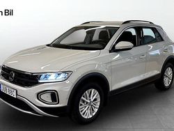Grå Begagnad 2022 VW T-Roc Life SUV | 234 900 kr (Marknadspris)