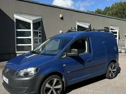 Blå Begagnad 2012 VW Caddy Minibuss | 74 999 kr (Marknadspris)
