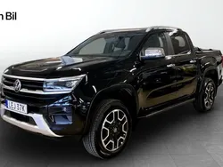Svart (midnight black metallic) Begagnad 2023 VW Amarok Style Pickup | 674 900 kr (Marknadspris)