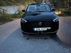 Svart Begagnad 2022 MG ZS Sedan | 228 000 kr