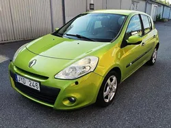Grön Begagnad 2009 Renault Clio R.S. Halvkombi | 27 900 kr (Marknadspris)