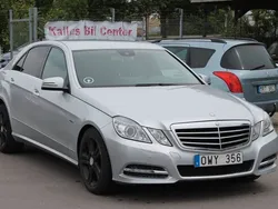 Silver Begagnad 2010 Mercedes E220 Avantgarde Sedan | 96 000 kr (Marknadspris)