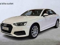 Vit Begagnad 2023 Audi A4 Sedan | 324 900 kr (Marknadspris)