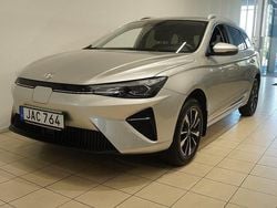 Grå (medael silver) Begagnad 2022 MG MG5 EV Comfort Kombi | 282 121 kr