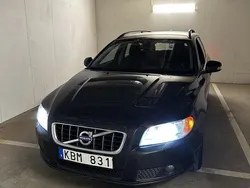Grå Begagnad 2010 Volvo V70 Momentum Kombi | 50 000 kr
