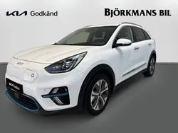 Vit Begagnad 2022 Kia e-Niro Advance SUV | 289 900 kr (Marknadspris)