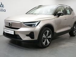 Ljusgrå (grå) Begagnad 2022 Volvo XC40 Core SUV | 339 900 kr