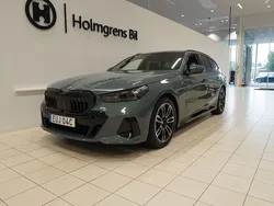 Grön Begagnad 2024 BMW 520 Shadowline Kombi | 618 800 kr