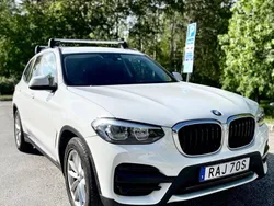 Vit Begagnad 2019 BMW X3 Advantage SUV | 259 000 kr