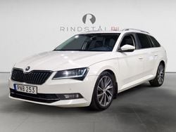 Vit Begagnad 2016 Skoda Superb LAURIN & KLEMENT Kombi | 134 900 kr (Bra pris)