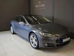 Grå Begagnad 2014 Tesla Model S Sedan | 255 000 kr (Lite dyr)