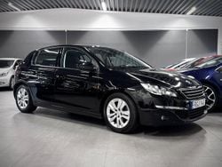 Svart Begagnad 2013 Peugeot 308 Active Halvkombi | 74 900 kr (Lite dyr)