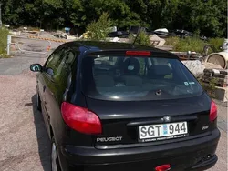 Svart Begagnad 2001 Peugeot 206 Halvkombi | 19 000 kr (Dyr)