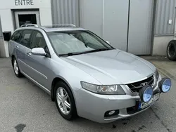 Silver Begagnad 2004 Honda Accord Executive Kombi | 49 000 kr (Lite dyr)
