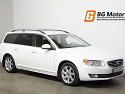 Vit Begagnad 2014 Volvo V70 Momentum Kombi | 124 900 kr (Marknadspris)