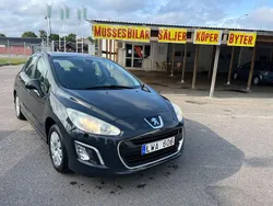 Mörkgrå (grå) Begagnad 2011 Peugeot 308 Halvkombi | 45 000 kr (Marknadspris)
