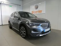 Grå Begagnad 2019 BMW X1 xLine SUV | 189 900 kr (Marknadspris)
