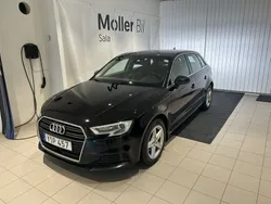 Svart Begagnad 2018 Audi A3 Sportback Proline Halvkombi | 139 900 kr (Bra pris)