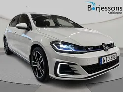 Vit Begagnad 2020 VW Golf VIII GTE Halvkombi | 219 000 kr (Bra pris)