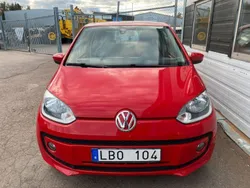 Röd Begagnad 2012 VW up! move up! Halvkombi | 44 900 kr (Marknadspris)