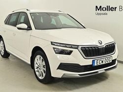 Vit (candy white) Begagnad 2023 Skoda Kamiq Adventure SUV | 229 900 kr (Marknadspris)