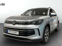 Silver Ny 2025 VW Tiguan Life SUV | 423 800 kr (Marknadspris)