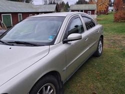 Brun Begagnad 2006 Volvo S60 Business Edition Sedan | 17 000 kr (Marknadspris)
