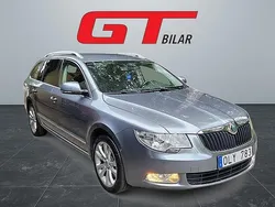 Silver Begagnad 2011 Skoda Superb Elegance Kombi | 94 900 kr (Marknadspris)