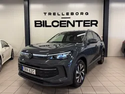 Mörkgrå Begagnad 2024 VW Tiguan Life SUV | 389 900 kr (Lite dyr)