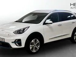 Vit (white) Begagnad 2022 Kia e-Niro Advance SUV | 259 900 kr (Marknadspris)