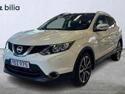 Vit Begagnad 2016 Nissan Qashqai Tekna SUV | 154 900 kr (Marknadspris)