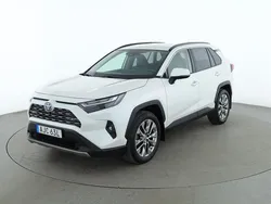 Vit Begagnad 2022 Toyota RAV4 Hybrid Executive SUV | 389 000 kr (Bra pris)