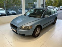 Blå Begagnad 2005 Volvo V50 Kombi | 10 900 kr