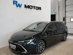 Svart Begagnad 2019 Toyota Corolla Executive Kombi | 214 800 kr (Marknadspris)