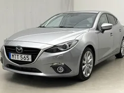 Grå Begagnad 2015 Mazda 3 | 129 900 kr