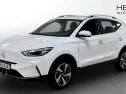 Vit (white) Begagnad 2022 MG ZS Comfort Sedan | 234 900 kr (Bra pris)