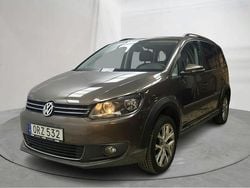 Brun Begagnad 2015 VW Touran Cross Minibuss | 115 000 kr (Superpris)