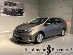 Brun Begagnad 2013 Toyota Auris Touring Sports Active Kombi | 154 900 kr (Marknadspris)