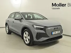 Kiselgrå Begagnad 2022 Audi Q4 e-tron Proline SUV | 324 900 kr (Marknadspris)