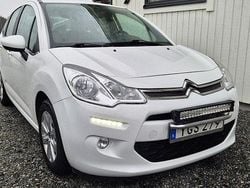 Vit Begagnad 2016 Citroën C3 Halvkombi | 84 995 kr (Marknadspris)