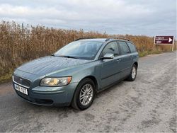 Grön Begagnad 2005 Volvo V50 Kombi | 29 900 kr (Lite dyr)