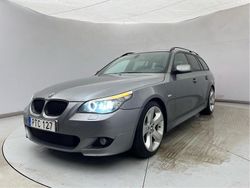 Grå Begagnad 2008 BMW 530 Kombi | 70 000 kr (Marknadspris)